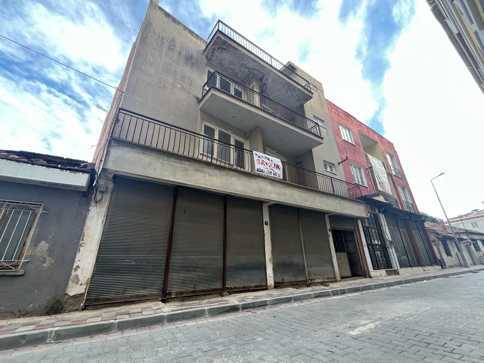 Aydın Efeler Ata Mahallesinde Komple Satılık Bina